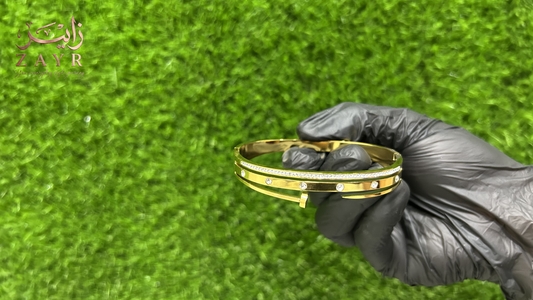 ZAYR Luxury Gold Nail Bangle - Crystal Encrusted Edition