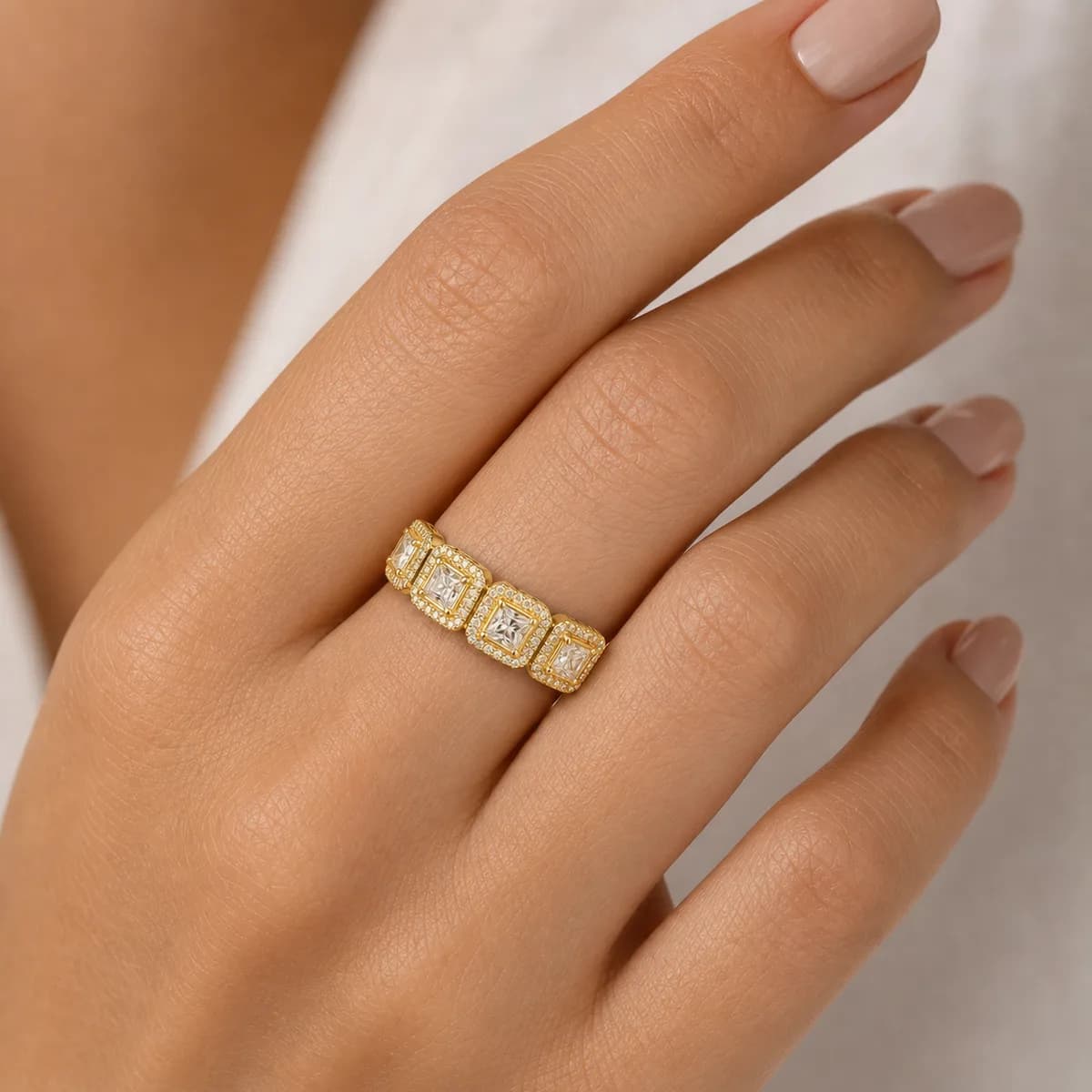 Camille Square Halo Link Ring 4