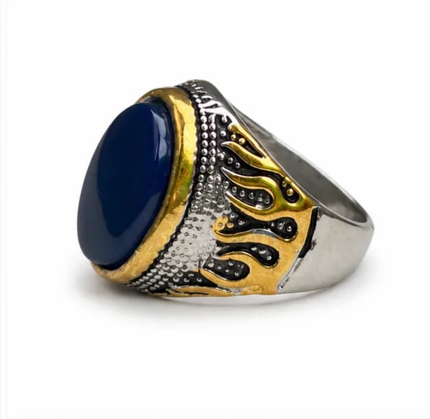 Ember Sapphire Signet Ring 2