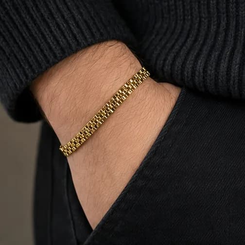 Signature Gold Link Bracelet