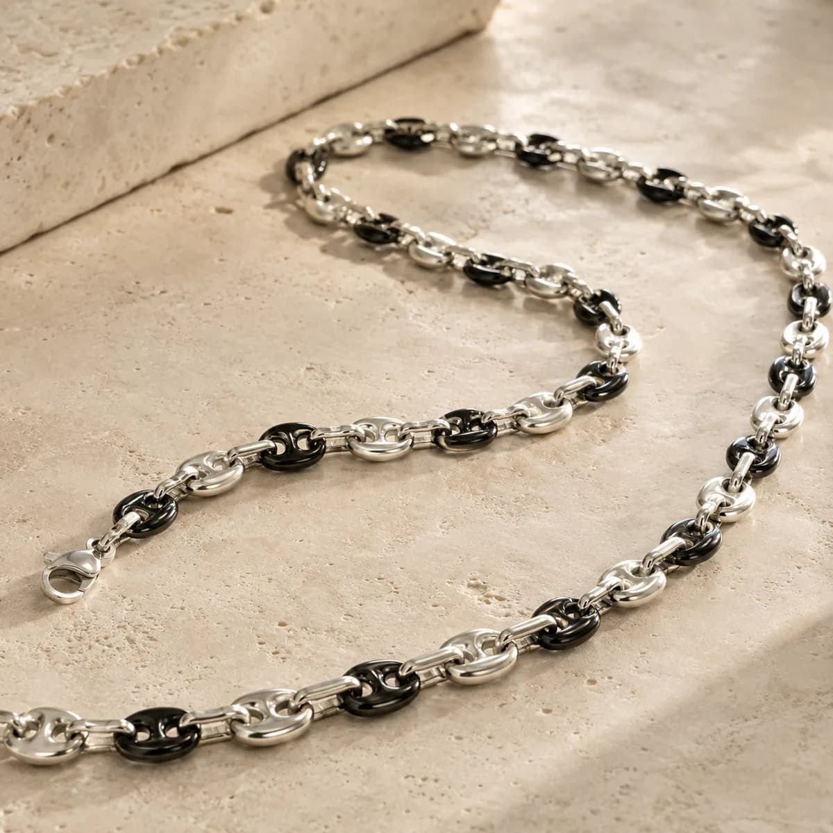 Voyage Two-Tone Mariner Chain 4