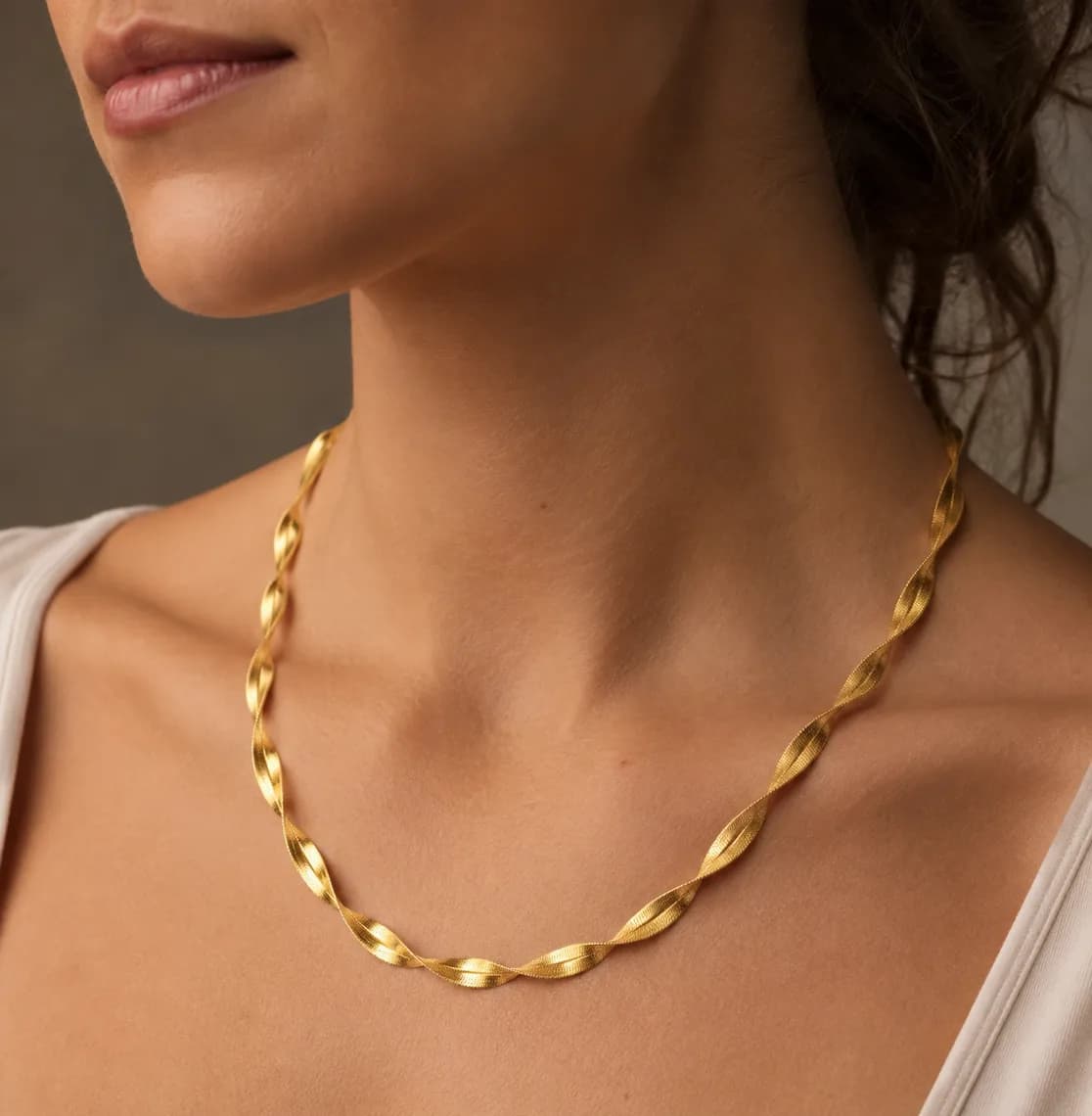 Aurora Gold Twist Chain