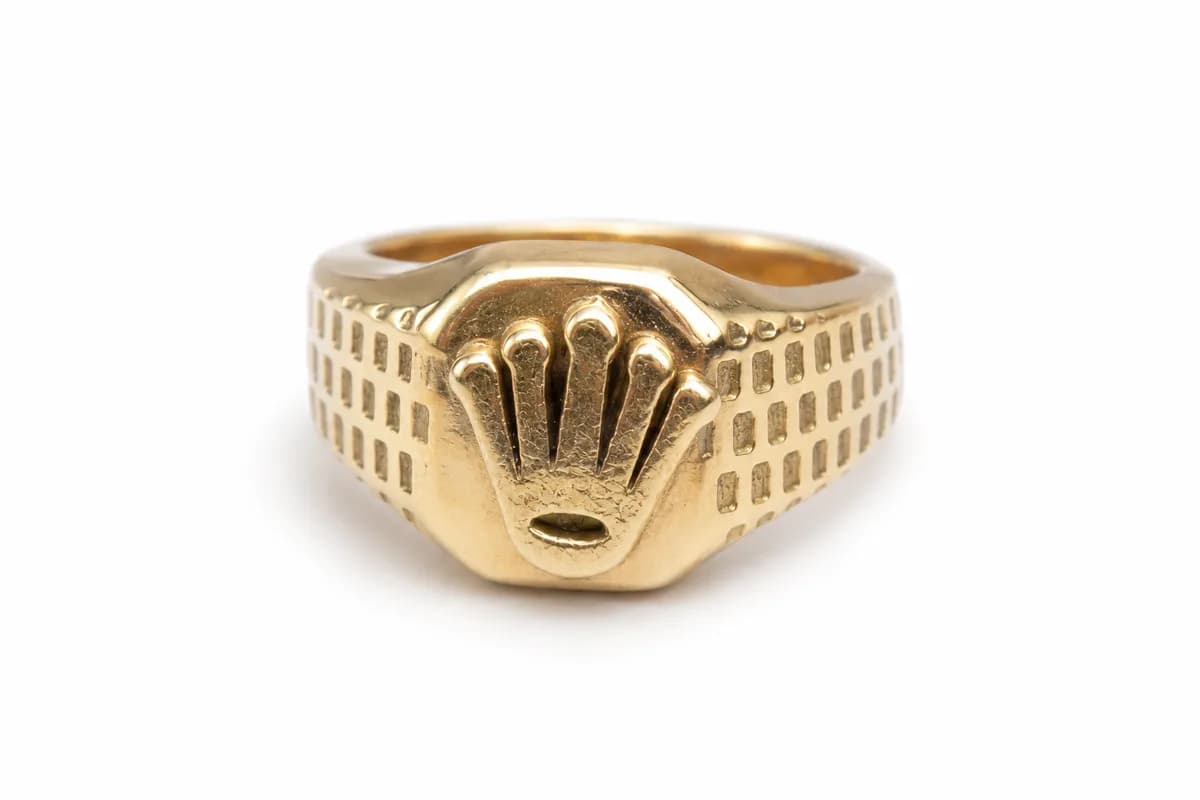 Heritage Crown Signet Ring