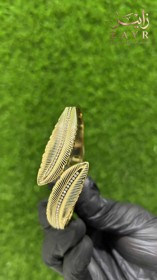 Zayr Gilded Leaf Bypass Gold Cuff