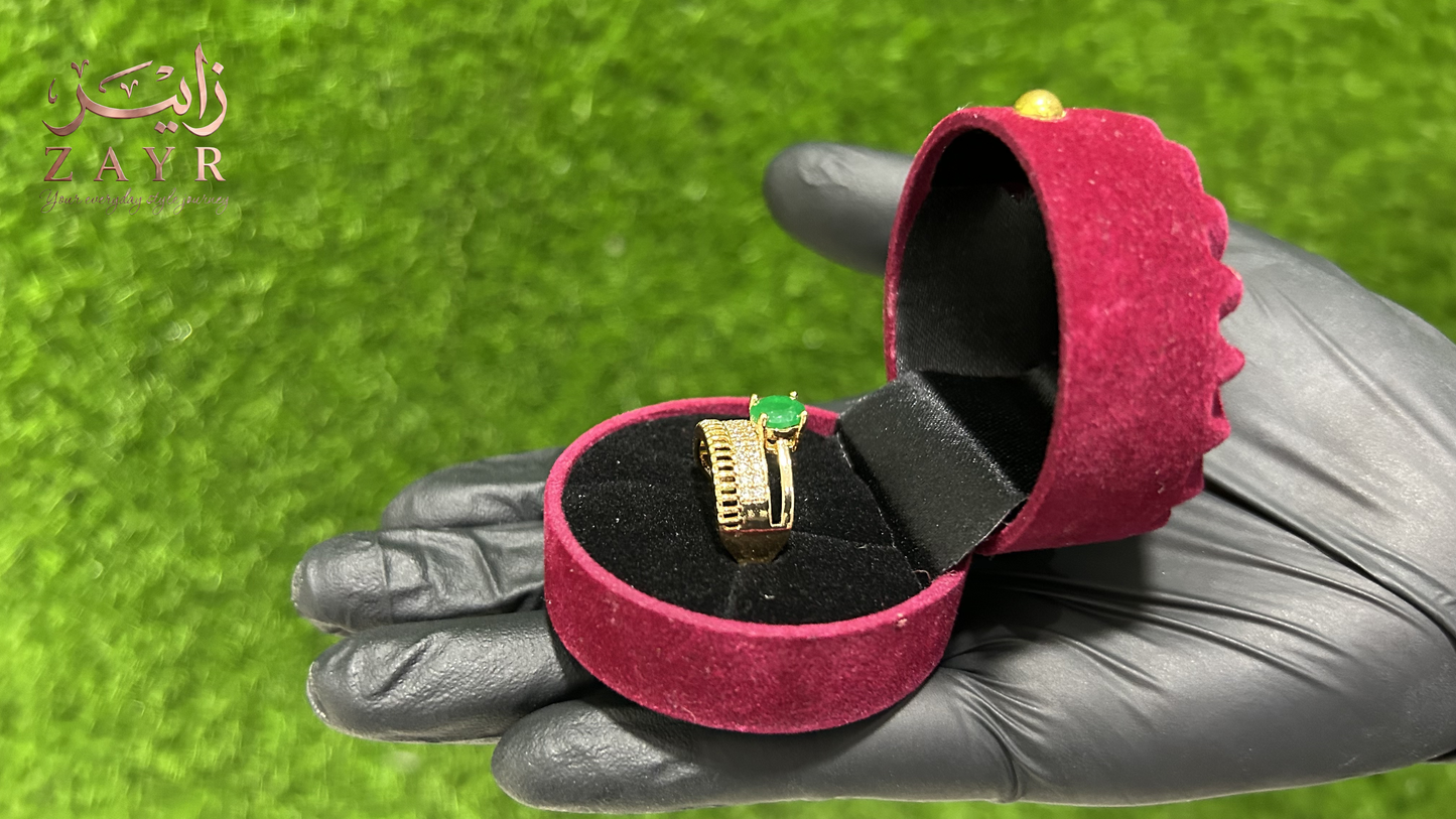 The ZAYR Emerald Verdant Arc Ring