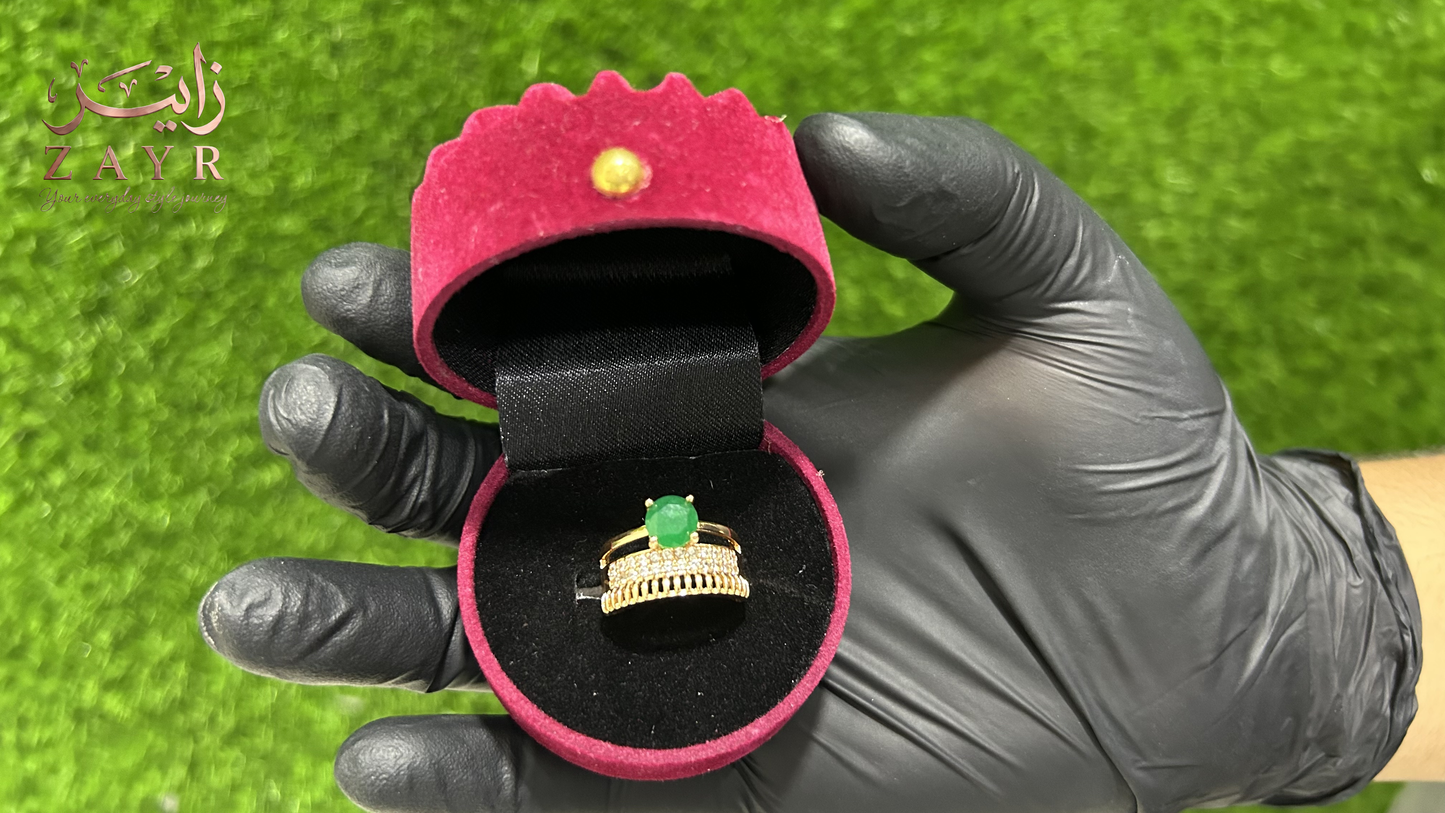 The ZAYR Emerald Verdant Arc Ring