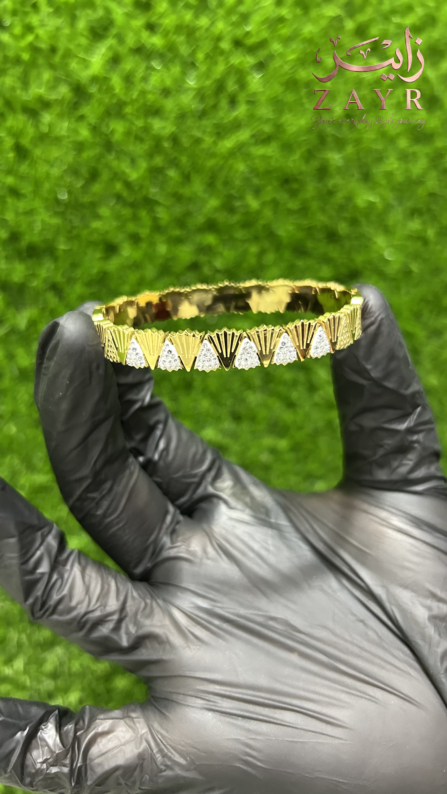 Zayr Deco-Fan Jewelled Gold Cuff
