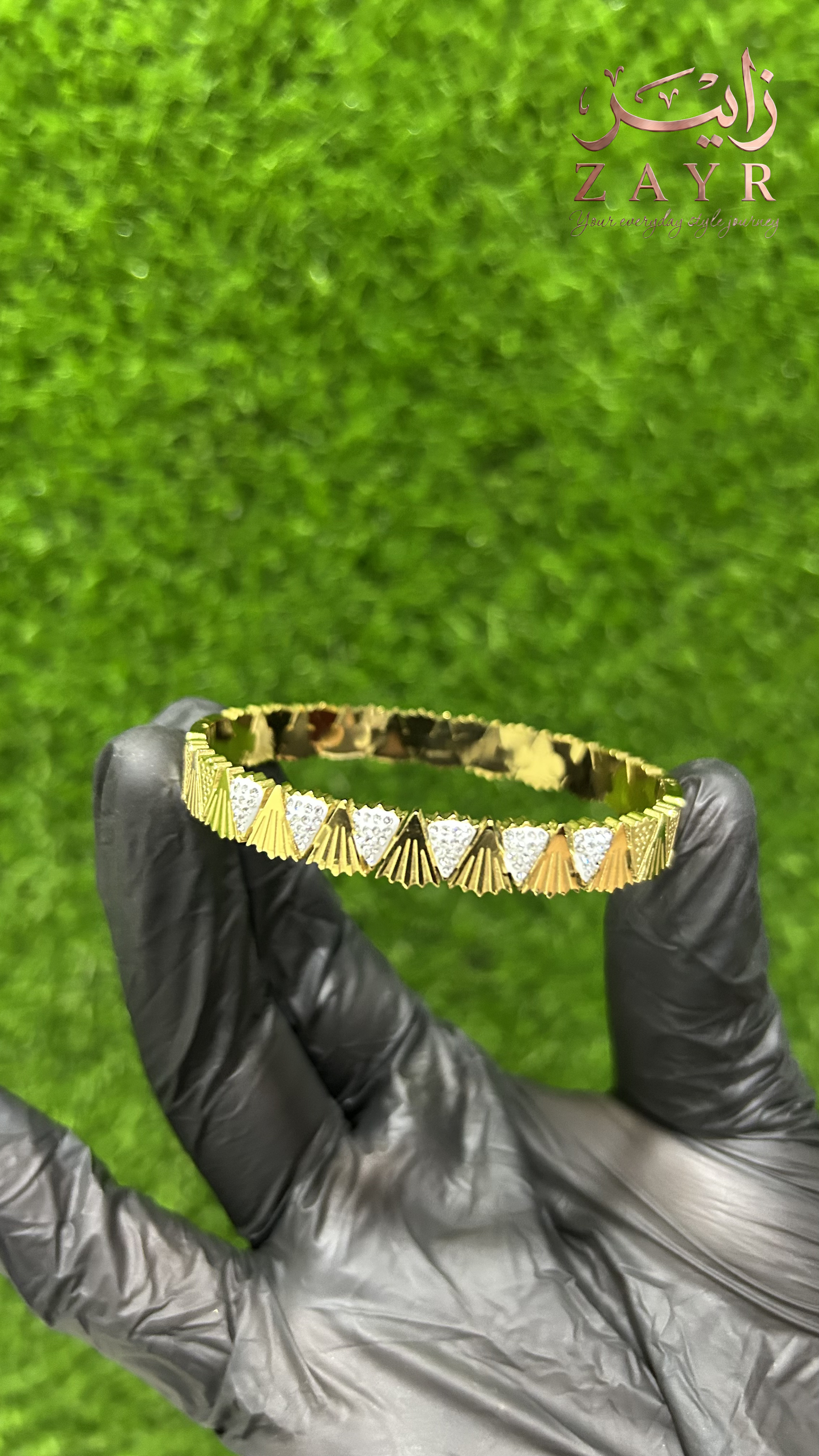 Zayr Deco-Fan Jewelled Gold Cuff