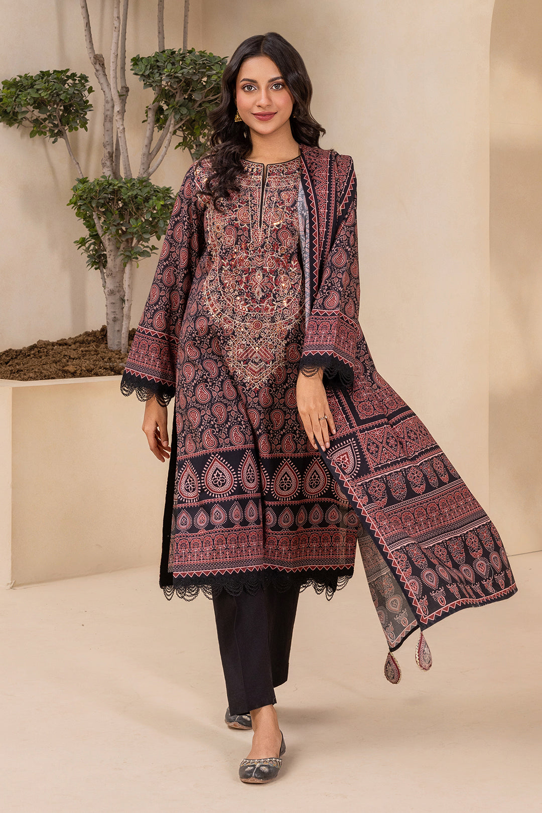 Embroidered Shirt, Shalwar & Dupatta 3-Piece Suit - 0639